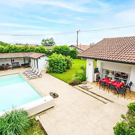 Holiday home Hegoasea By Interhome