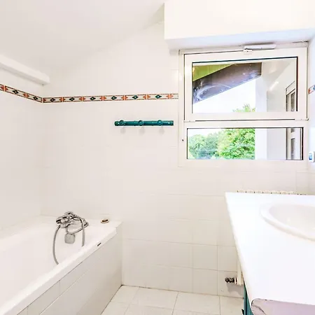 Hegoasea By Interhome